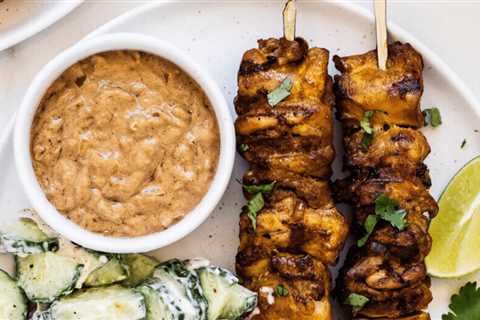 How to Make Thai Chicken Satay Skewers With Peanut Sauce