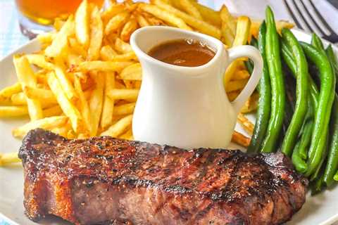 Steak Frites with Cabernet Thyme Gravy