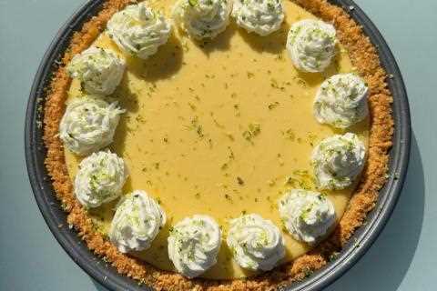 Lemon Lime Atlantic Beach Pie