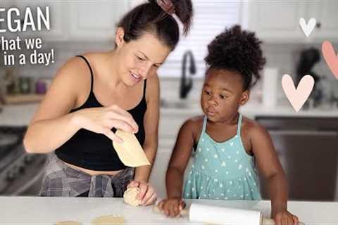 Vegan Family | What We Eat in a Day with Recipes!