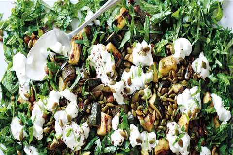 Herbal Salads: A Refreshing Way to Enjoy Herbal Dishes
