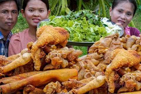 Delicious Crispy Pig Skin Recipe in Village - Deep Fried Skin Food - Kitchen Foods