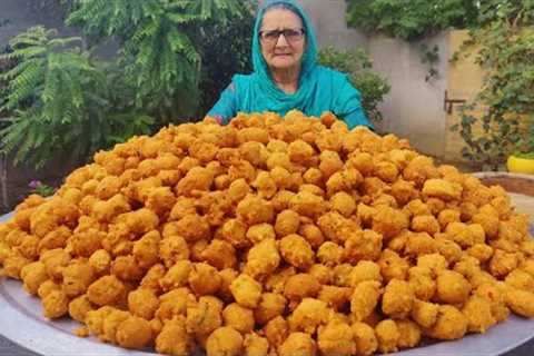 PAKODE | Moong Dal Pakora Recipe | Indian Street Food | Veg Village food