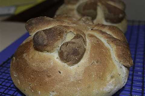 BREWER'S BREAKFAST BREAD  LOAF