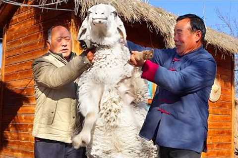 WHOLE SHEEP Roasted and Shared with My Buddies, so Satisfying! | Uncle Rural Gourmet