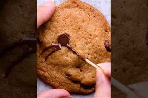 Spookify your chocolate-chip cookies into spider-chip cookies #shorts