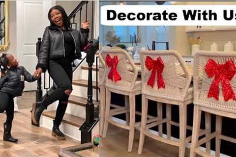 CHRISTMAS DECORATE WITH US. COZY AND CLASSIC CHRISTMAS KITCHEN DECORATION IDEA.