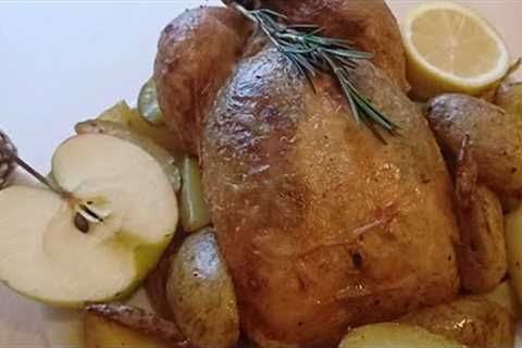 ❄️🎄DELICIOUS CHRISTMAS CHICKEN Turkish style☆with apples, lemon, Provençal HERBS Recipe