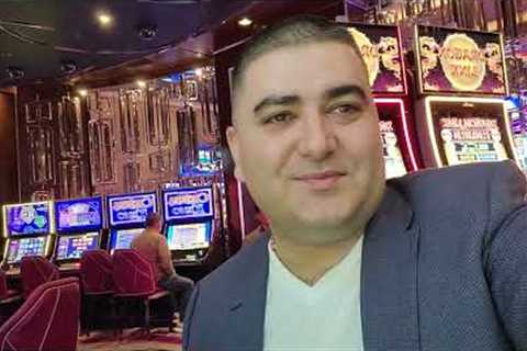 Winning BIG on Huff N More Puff Slot Machine
