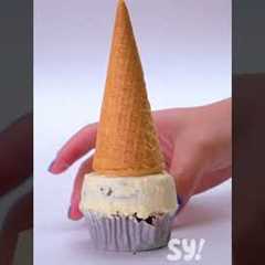 Turn your cupcake into a tree with this ice cream cone hack #shorts