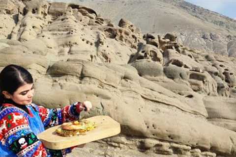 Delicious breakfast recipe with eggs in a few minutes (next to stones in the shape of ghosts)