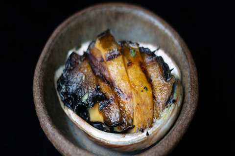 The Fast and Hot Technique for Cooking Tender Abalones