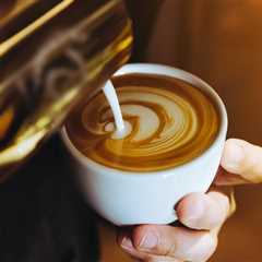 Jak zrobić cappuccino? Poznaj sekret popularnej włoskiej kawy!
