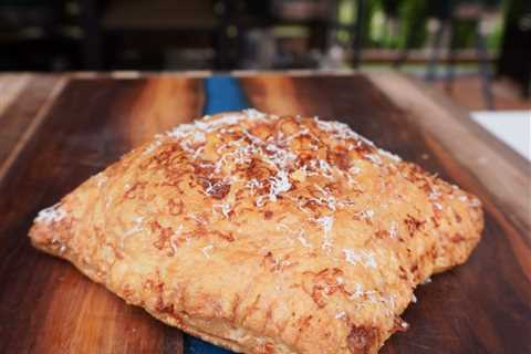 Puff Pastry Meat Pockets