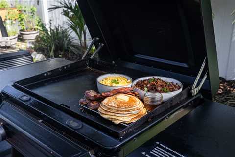 How to Cook a Full Blackstone Breakfast on the Griddle